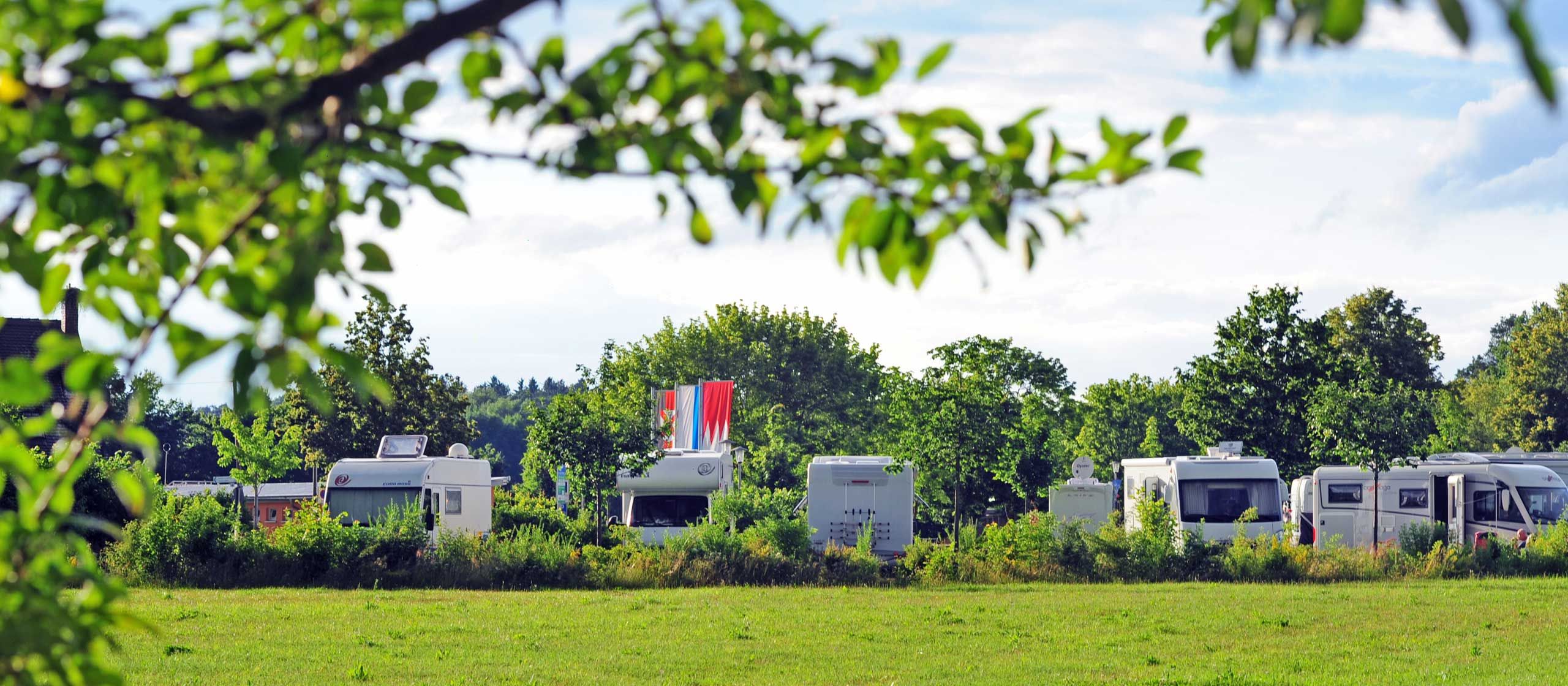 Wohnmobilstellplatz am Naturfreibad Weißbachmühle in Merkendorf