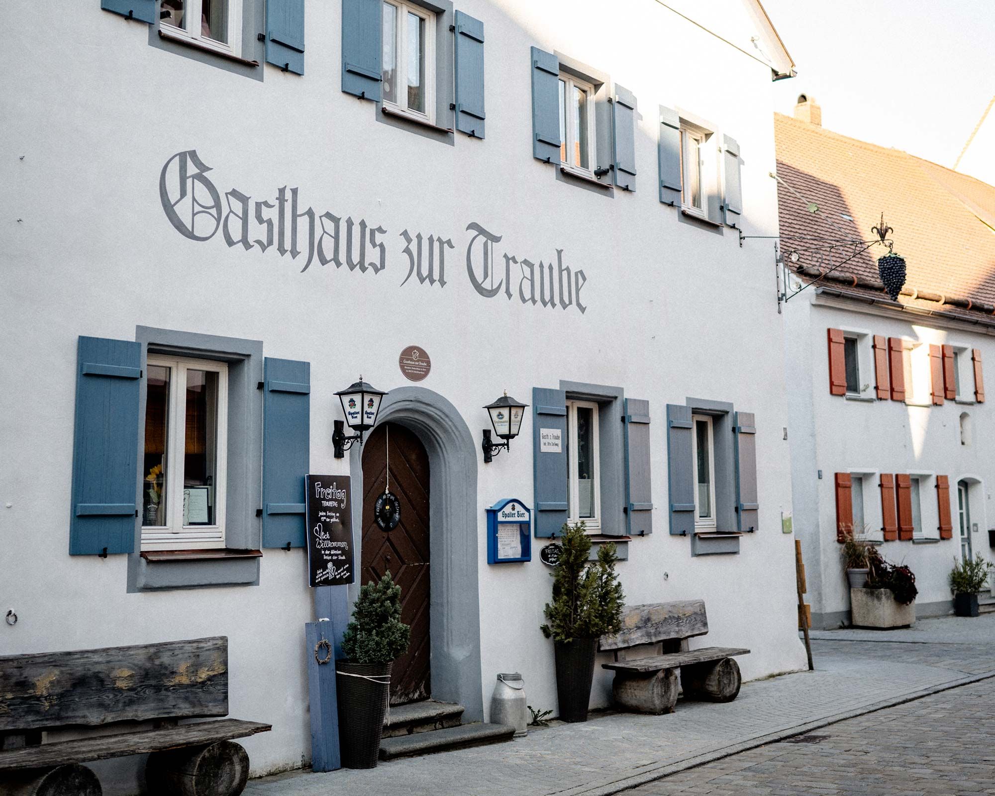 Gasthaus "Zur Traube"- Unterkünfte in der Altmühl-Mönchswald-Region
