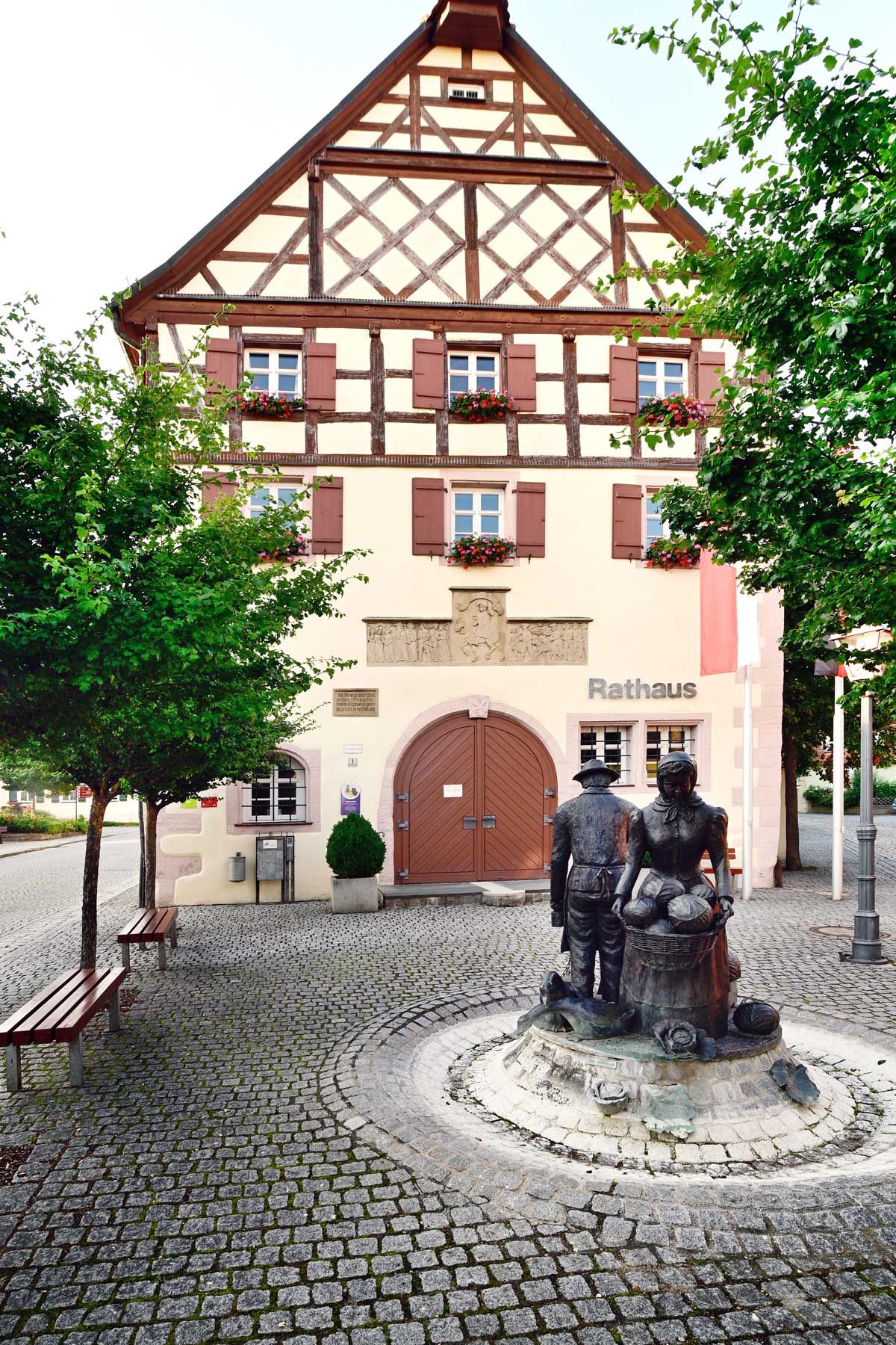 Rathaus mit Krautbrunnen